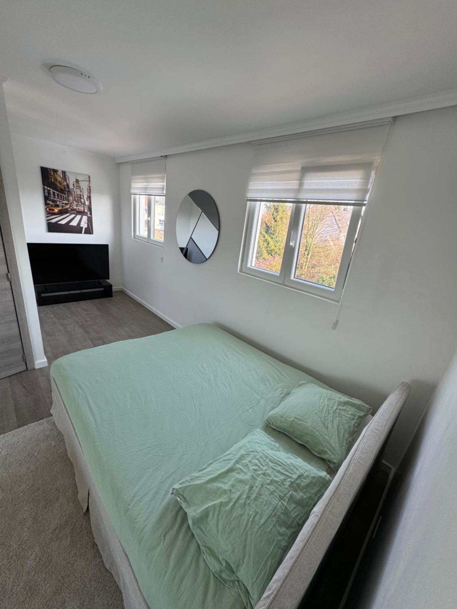 Qozyroom Machelen Buitenkant foto