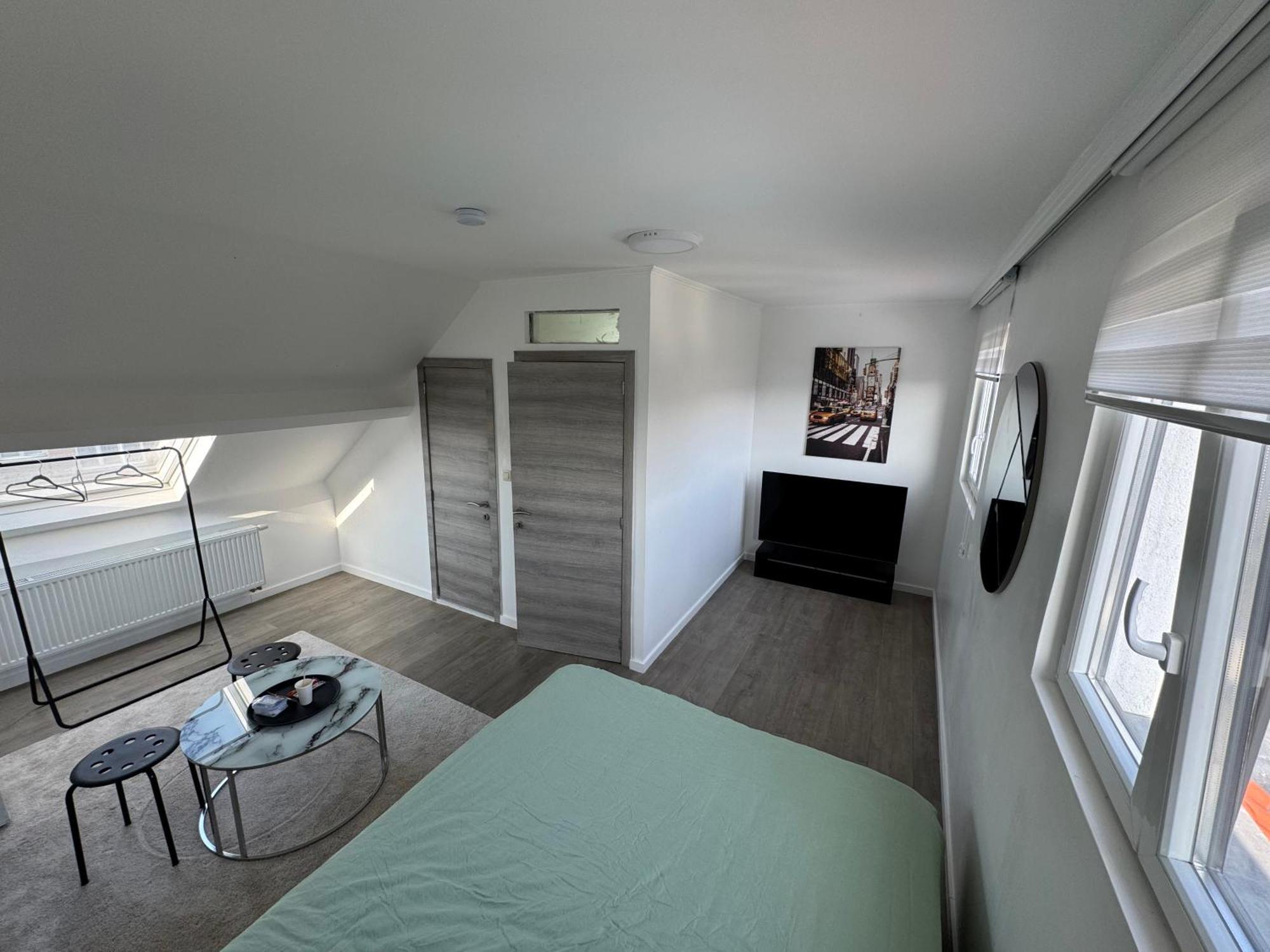 Qozyroom Machelen Buitenkant foto